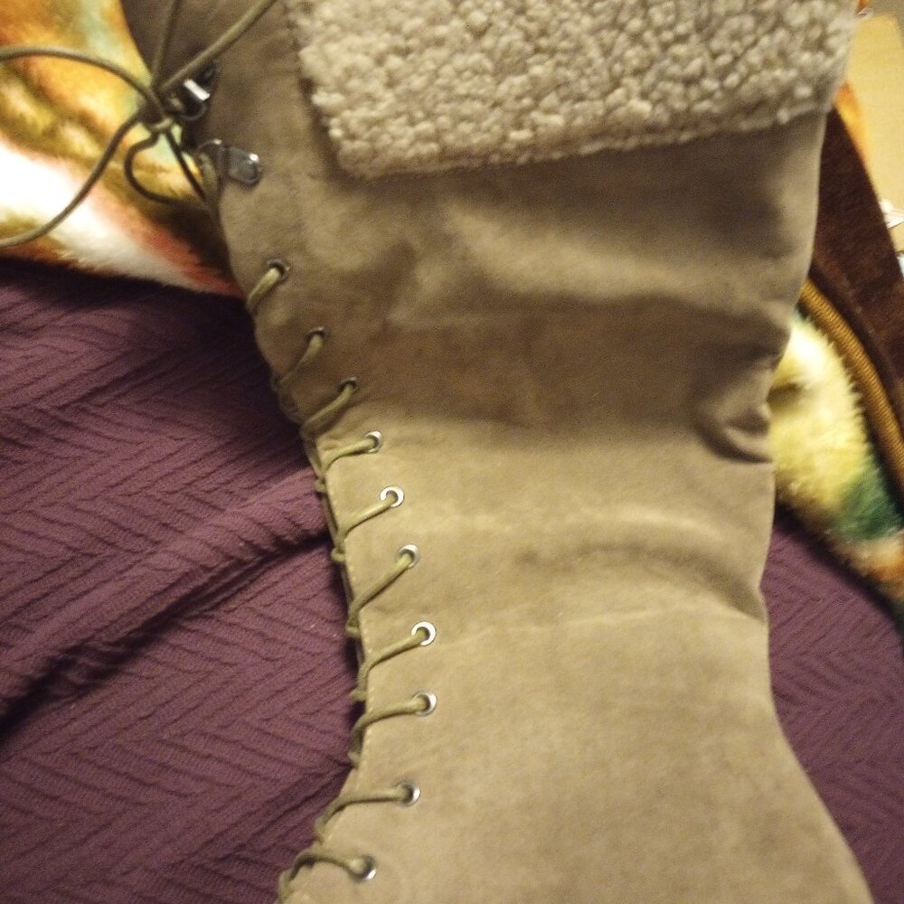 Avenue sheepskin faux leather boot with shoe laces